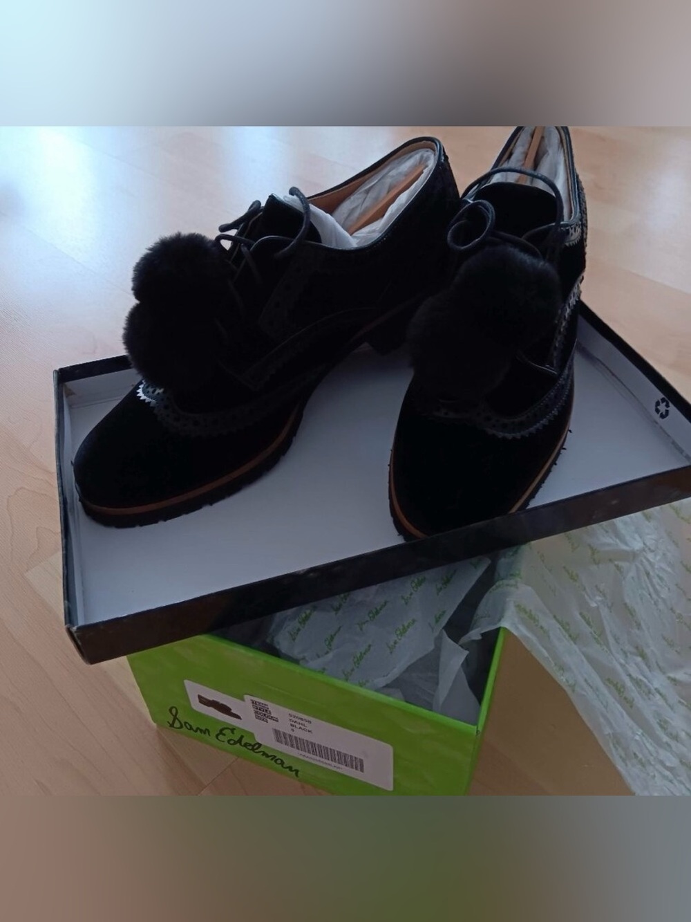 Sam Edelman NWT Black Velvet Pom-Pom Loafers